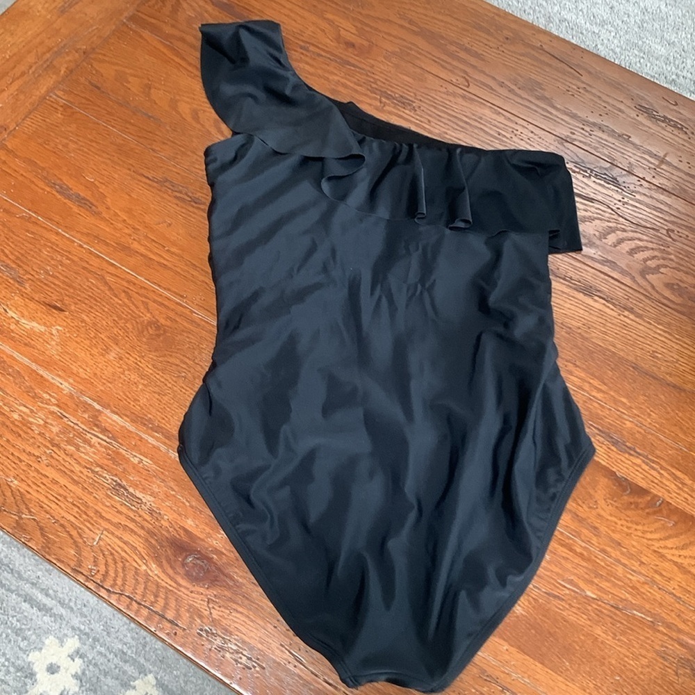 Hilor Women's One Piece Swimsuit Asymmetric Black Ruffle One Shoulder Size 14 - Picture 5 of 9